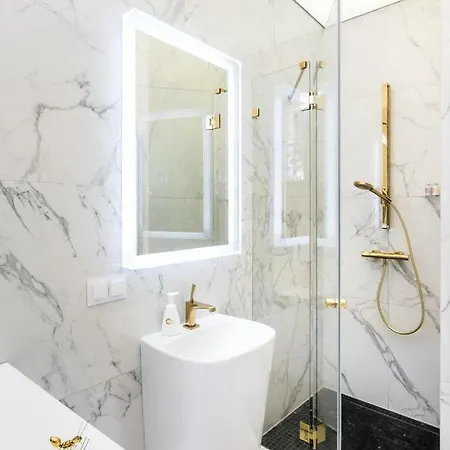 Golden Fish - New - Old Town Apartamento Cracóvia